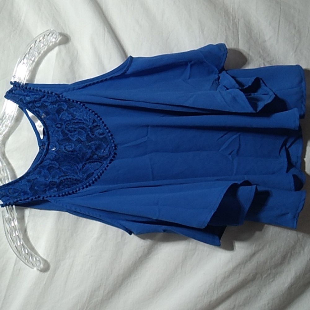 SALE! Decree Cold/Off Shoulder Top Sz.XS Gently Worn (X-56)
